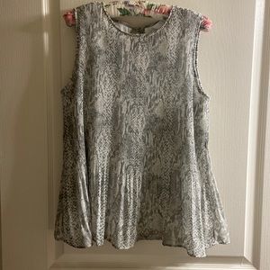 Sleeveless blouse